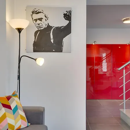 Дом отдыха Makenzy Star 2bd Duplex 300m From *